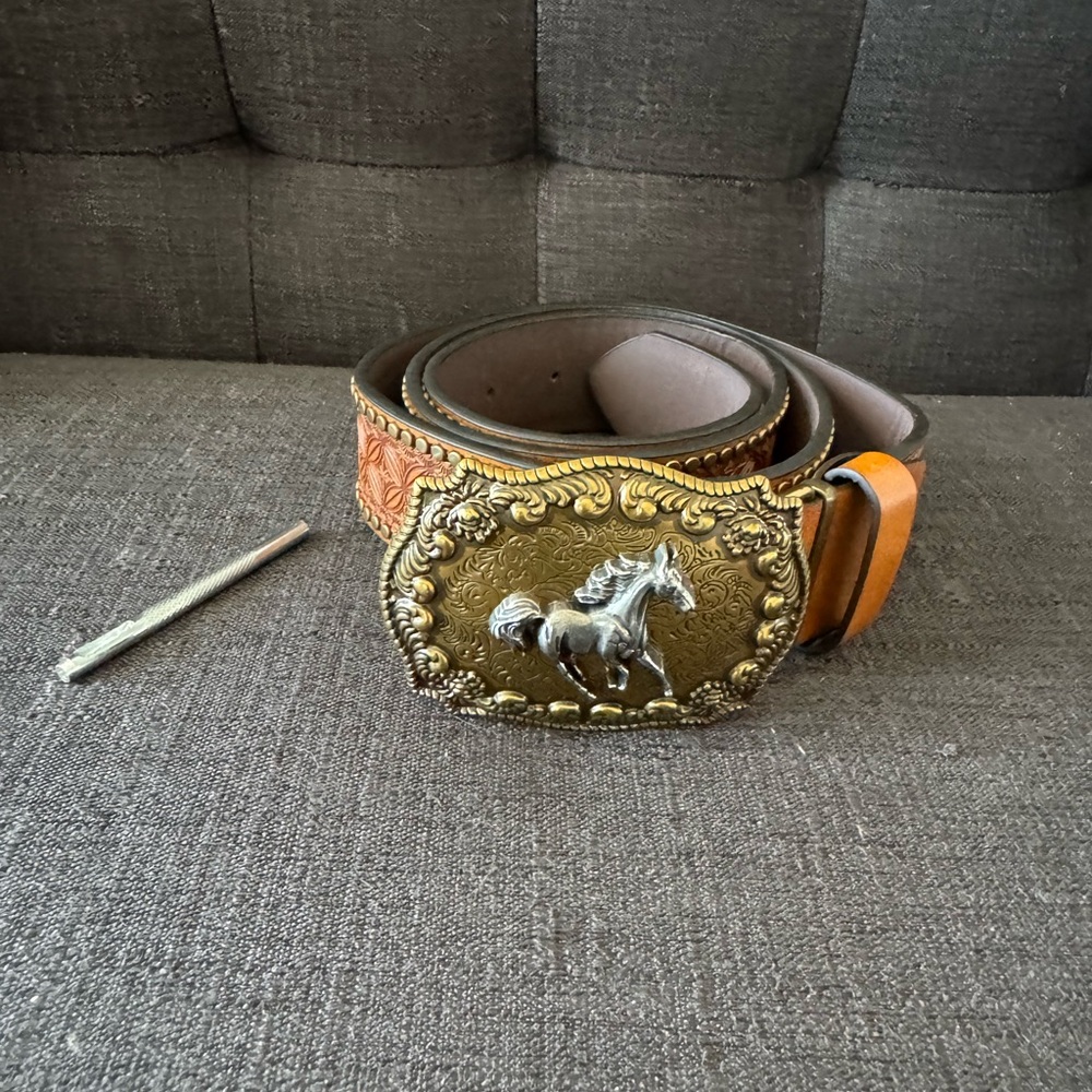 ****SOLD*** Western Cowboy/Cowgirl Belt